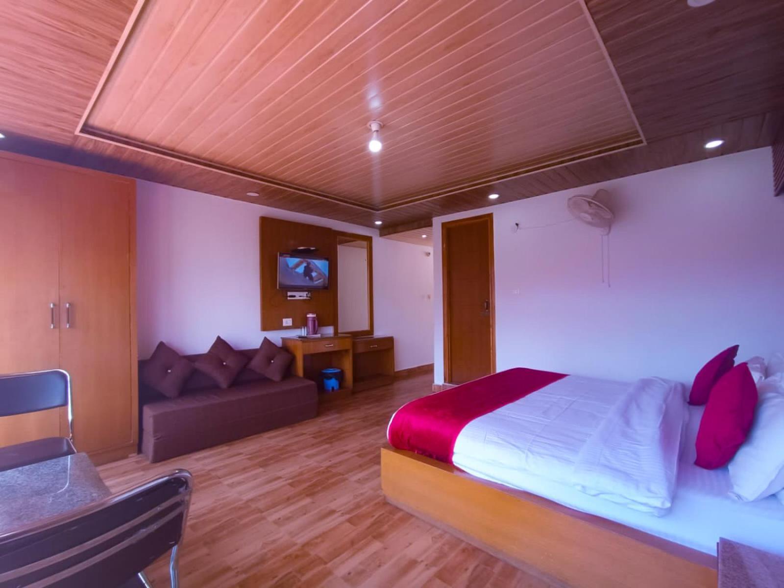 Hotel Snow Ark Inn, Dalhousie Exterior foto